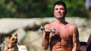 Just Some Regular Pictures of Simon Cowell Vibing